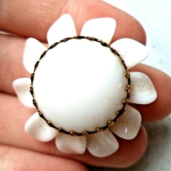 Vintage Signed W. Germany Flower Brooch 1-1/8" - Picture 2 of 6